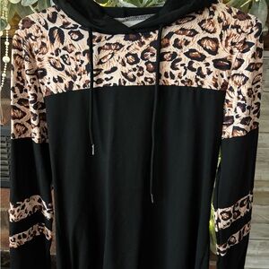 SHEIN Black and Leopard Print Long Sleeve Top
